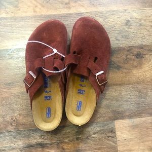 Womens Brown leather Birkenstock’s